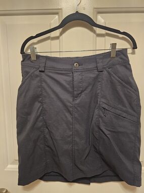Duluth Trading Company Casual Skort in Slate Gray